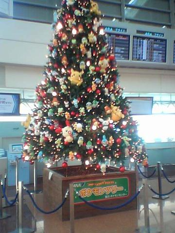 羽田空港第２ターミナルのポケモンクリスマスツリー 某機械メーカー技術者パパの不定期更新