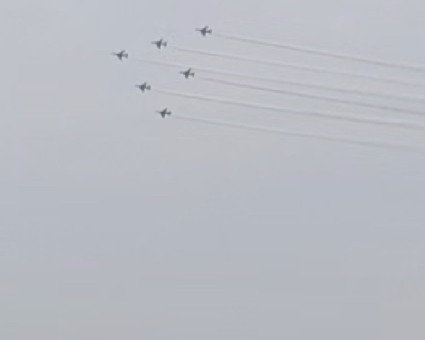 SHG_blueimpulse-hirakata-20250410s.jpg